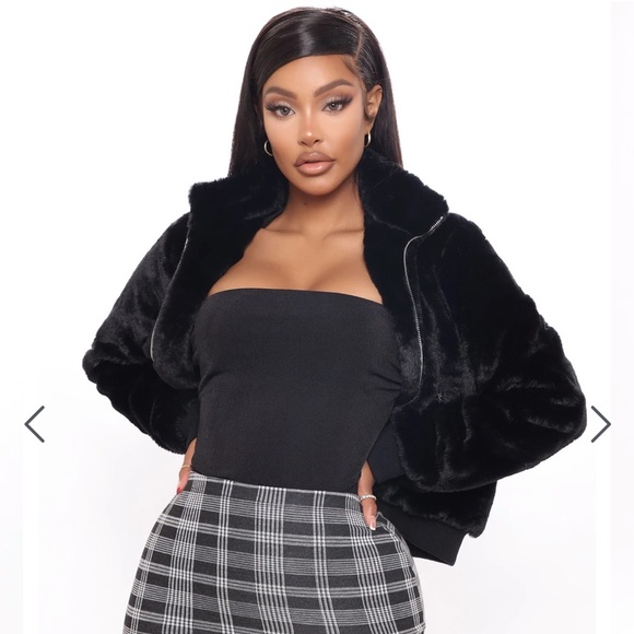 Brand new fashion Nova  black faux fur jacket size S - Picture 2 of 4